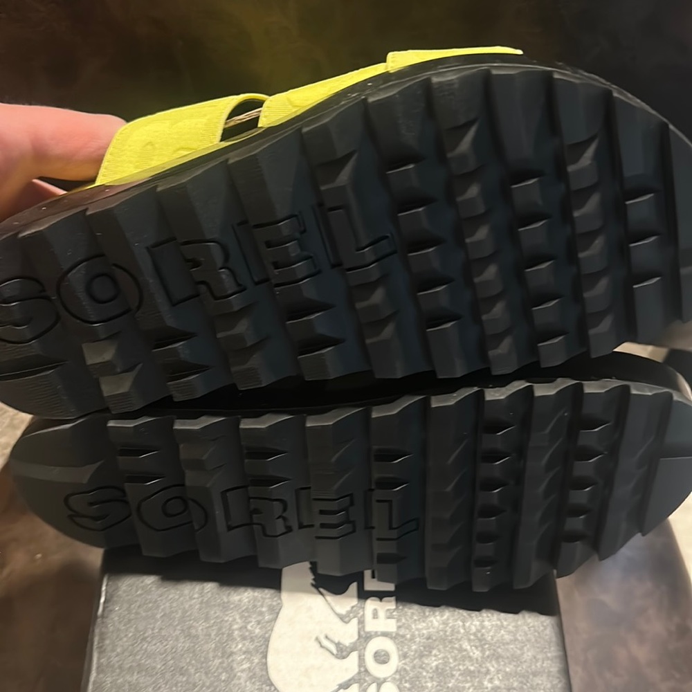 Sorel Yellow Sandals - Picture 3 of 3